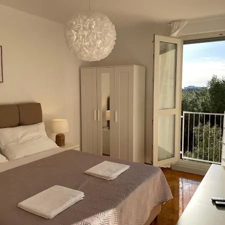 Bella Veruda In Apartment