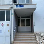 Bella Veruda In *